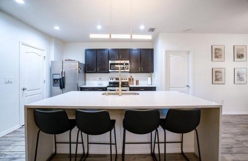Buena Ventura Lakes House | Cozy home near MCO