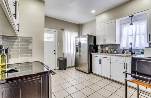 Wichita House | Cozy Home Near Wesley Hospital! Travel Nurse Oasis