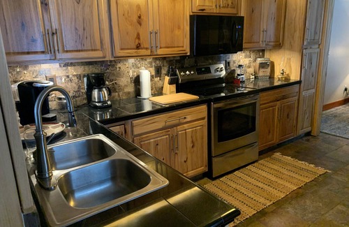 Little Suamico House | Cozy home on the bay with sand beach and beautiful sunrises!π