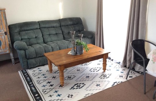 Marong House | Cozy Home Style Accommodation