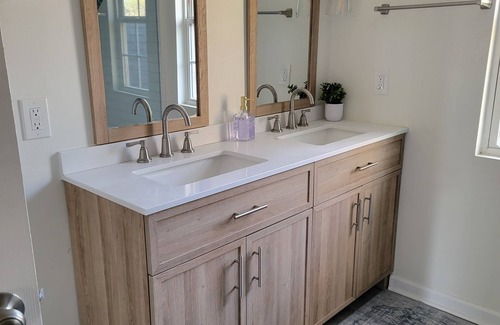 Murfreesboro House | Cozy home w/a touch of modern. 4 mins from MTSU!