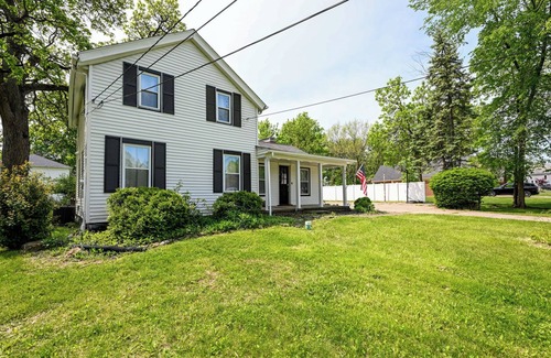 Independence House | Cozy home, w/chef's kitchen, pet friendly near Cuyahoga National Park