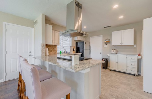 Far North Dallas House | Cozy home w easy access to Dallas & north suburb