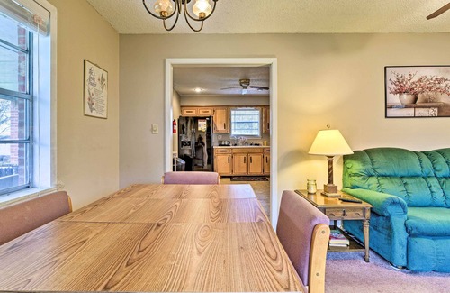 Oxford House | Cozy Home w/Grill: Walkable Oxford Location