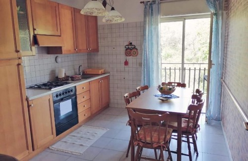 Linera Condo | Cozy home with Etna view and beach nearby