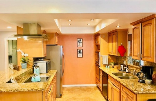 Belmont Heights House | Cozy home with fireplace, walk to the beach, perfect location + free parking