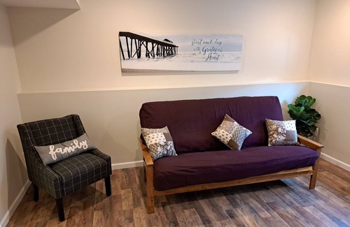 Dry Ridge House | Cozy home with Game Room near the Ark Encounter! Family Friendly! Sleeps 9.