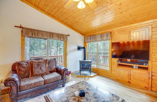 Woodland Park House | Cozy Home with Hot Tub - 11 Mi to Rainbow Falls