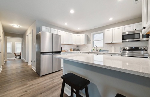Downe House | Cozy Home with Stunning Views on the Delaware Bay