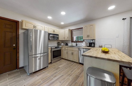 East Stroudsburg House | Cozy Home with Theater Room and Hot Tub