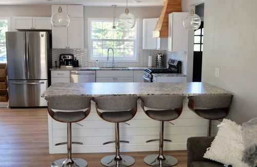 Saint Bonifacius House | Cozy home with Pool,Hot Tub and fireplace.