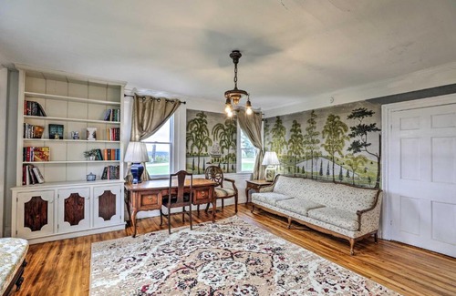 Greene House | Cozy Home with Vineyard, Working Farm and Fall Foliage
