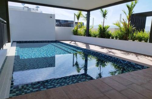 Hulu Kinta Apartment | Cozy Homestay 温馨民宿 @The Horizon Ipoh公寓无边泳池 (6-10人）