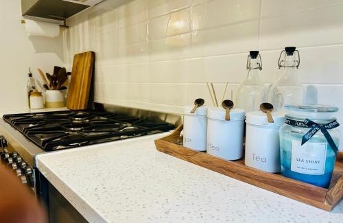 Delacombe House | Cozy Homez Ballarat - Home stay