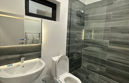 Kingston Hotel | Cozy hotel in enjoyable Kingston with AC, WiFi