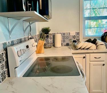 Buena Vista Apartment | Cozy House - 2beds & 1 bath