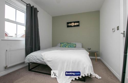 Colchester House | Cozy House By AR Properties Short Lets & Serviced Accommodation Colchester