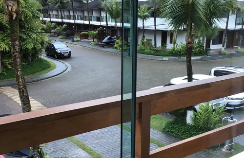 Cidade Jardim Tom House | Cozy house facing the sea