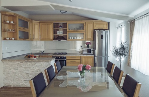 Imotski Villa | COZY HOUSE HEATED POOL, NEAR BEACH IN SPLIT COUNTY
