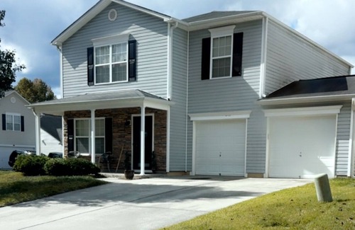 Randolph County House | Cozy house in awesome Trinity with AC, fitness room, WiFi .