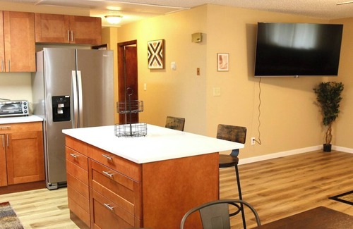 Belfield House | Cozy House in Belfield