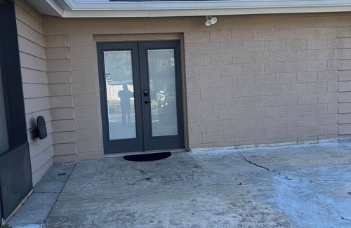 Oak Ridge House | Cozy house in charming Orlando with WiFi, AC