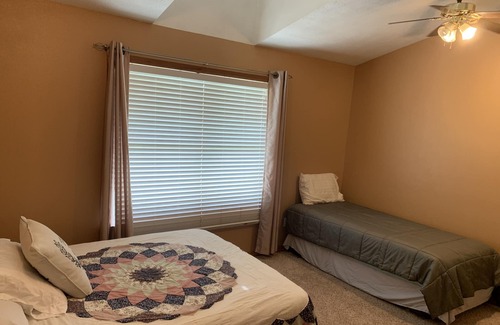 Compton House | Cozy house in Compton, AR