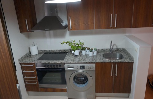 Hecho Condo | Cozy house in Made