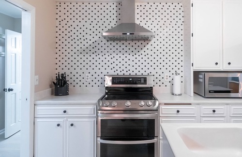 Madison House | Cozy house in Madison - 5 minutes to Reaseach Park