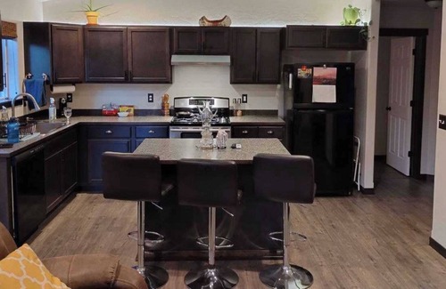 Spirit Lake House | Cozy House minutes from the water, close to Silverwood Theme Park.nn
