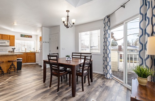 Southeast Boise House | Cozy House Near Boise State University, Downtown and Boise River Greenbelt.