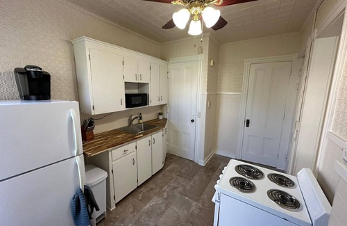 Corn Hill House | Cozy House - Near Strong & RGH