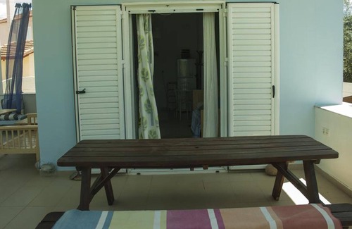 Loutsa House | Cozy house near the sea