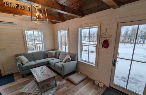 Alburg House | Cozy House on Lake Champlain with Massive Deck - Beautiful Sunsets!!