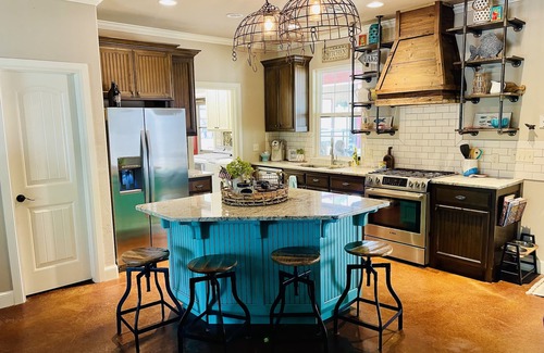 Porum House | Cozy house on Lake Eufaula!