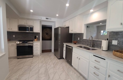 Canoga Park House | Cozy House