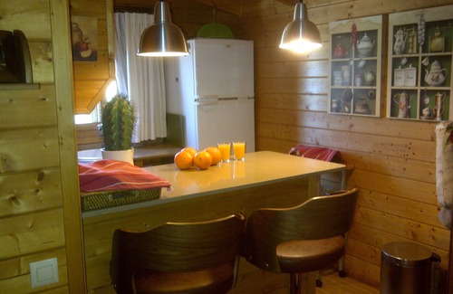 Chiva Villa | Cozy house with garden and private pool 30 km from the beach