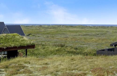 Rødhus House | Cozy house with stunning sea views