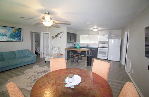 Port Mansfield House | Cozy house with everything you need!