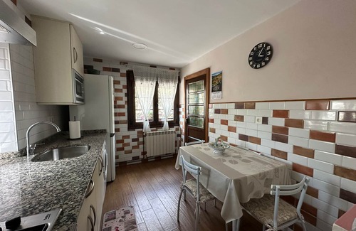Pajares House | Cozy house with wonderful views and all services, ideal for families.