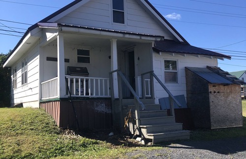 Grand Isle House | Cozy hunting cabin close to atv trails