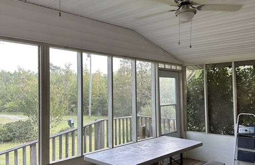Clopton House | Cozy Hunting Lodging for Alabama's Black Belt close to your lease! Sleeps 3-5.