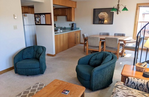 Durango Condo | Cozy In-Town Condo | Pool | Hot Tub | Sauna