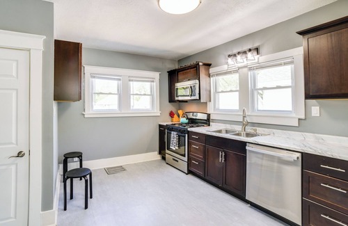 Michigan City House | Cozy Indiana Getaway Near Washington Park Zoo!