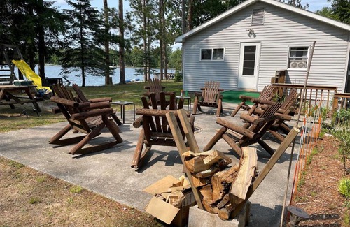 Interlochen House | Cozy Interlochen Cabin with Dock 1 Mi to Green Lake
