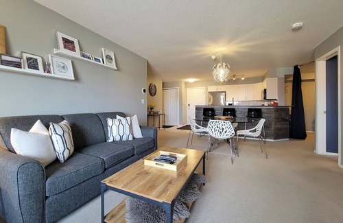 East Kootenay Condo | Cozy Invermere Condo by the water