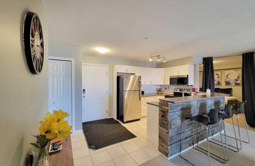 East Kootenay Condo | Cozy Invermere Condo by the water