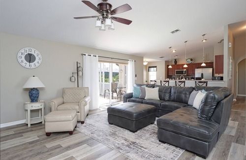 Jacarandas House | Cozy, Inviting, Modern Cape Coral Home with Pool - Sunkissed Coconut