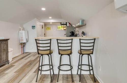 East Irondequoit House | Cozy Irondequoit Home on Lake Ontario!
