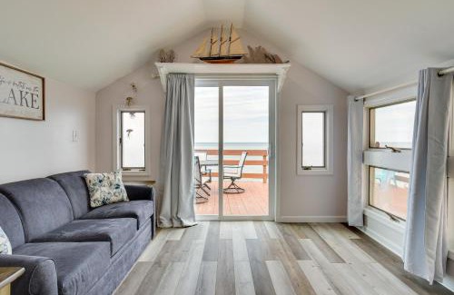 East Irondequoit House | Cozy Irondequoit Home on Lake Ontario!